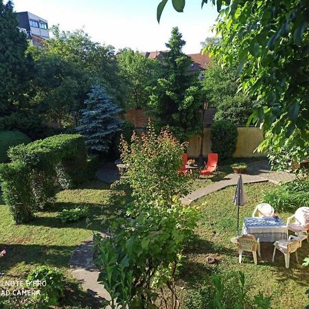 Cocic Garden Apartman Eszék Kültér fotó